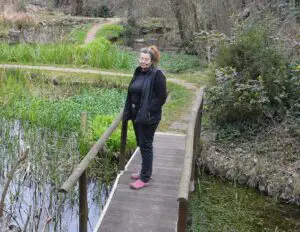 Irmi Jungels im Frühjahr 2016 im Cyperus Naturpark. - Foto: gik