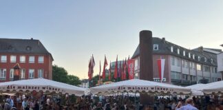 Mainzer Winzer feiern Jubiläum: 20 Jahre im Zeichen des Weins, 25 Jahre Marktfrühstück – Heute Verkostung