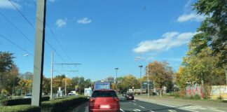 UPDATE& — Mega-Stau am Pariser Tor in Mainz: Abbiegespur sorgt für Chaos in der Oberstadt – Verein „Unser Mainz in Rheinhessen“ kritisiert Verkehrsfrust