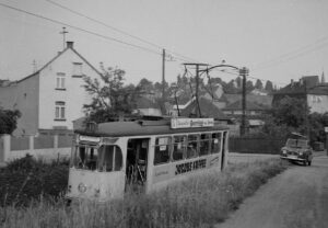 Die Straßenbahnlinie 11 auf dem Weg nach Mainz-Hechtsheim. - Foto: Straßenbahnfreunde Mainz