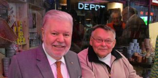 „Wir stehen hier auf dem Isistempel“: Initiative Römisches Mainz feierte 20 Jahre Präsentation und ehrt Kurt Beck