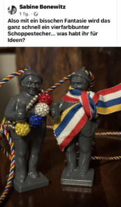 Neue Trendsportart: Zugplakettche aufhübschen... - Screenshot: gik