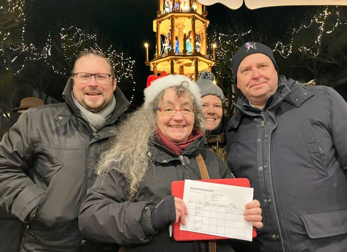 Mainz&-Glühweintest 2023: Fastnacht meets Glühweinkompetenz – Drei Sieger auf einen Streich – Glühwein der Mainzer Hofsänger