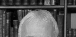 Mainzer „Gutenberg“ ist tot: Schauspieler Gunther Emmerlich überraschend gestorben – Trauer bei Co-Schauspielern des Gutenberg-Musicals