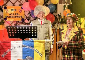 Grandioser "Einsiedler vom Lerchenberg" mit 85 Jahren: Klaus Emmermann mit Allerscheenste-Oberin Karin Junker. - Foto: gik