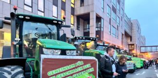 „Es hört keiner zu!“ – Wirtschaft in Mainz fordert kritischen Dialog von Habeck – Bauern übergeben Forderungskatalog