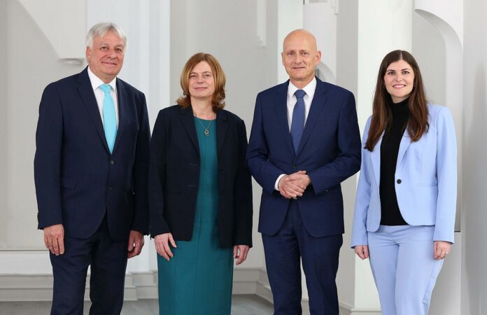 IHK Mainz-Rheinhessen regelt Nachfolge: Zwei Frauen künftig an der Spitze – Karina Szwede wird neue Hauptgeschäftsführerin