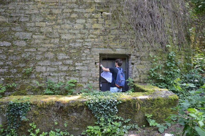 Toter in altem Tunnelsystem der Festung Mainz gefunden – Männlicher Leichnam wohl schon seit Wochen tot