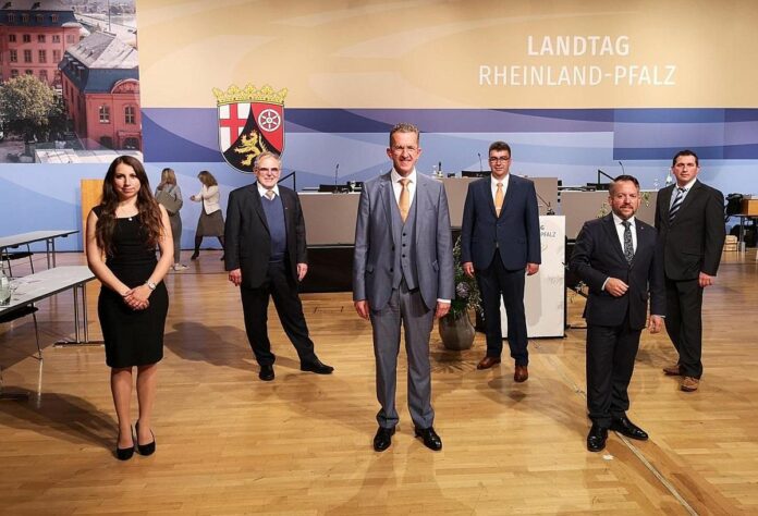 Fraktion der Freien Wähler im Landtag Mainz zerlegt sich – Zwei Austritte, Fraktionsstatus weg, erbarmungsloser Machtkampf