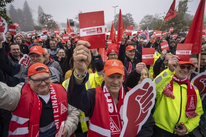 Demo der IG Metall am Donnerstag in Mainz: Theodor-Heuss-Brücke wird gesperrt – Warnstreiks rund um Tarifstreit in Metallindustrie