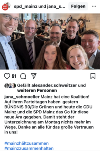 Selfie der neuen Kenia-Koalitionäre in Mainz zum Ja der dreie Parteien zum Koalitionsvertrag. - Foto: SPD Mainz