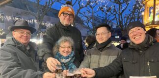 Mainz&-Glühweintest 2024: Die wunderbare Vielfalt der Glühweine auf dem Mainzer Weihnachtsmarkt – Mainzer Winzer räumen ab