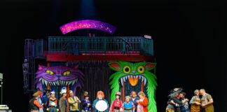 Zauberhafte Narrenreise auf die Mess‘: Bei der Fastnachtsposse des MCV 2025 in Mainz liegen Humor und Liebe in der Luft