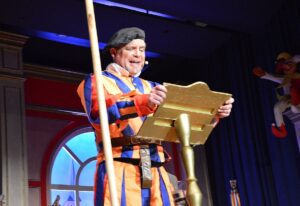 Thomas Becker als brilliante "Schweitzergarde". - Foto: gik