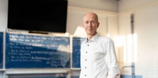 Hessen verbietet Handynutzung an allen Schulen, das Saarland an Grundschulen – Landesregierung in Mainz lehnt Landesregelung weiter ab