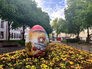 Kroatisches Osterei auf dem Schillerplatz in Mainz. - Foto: gik