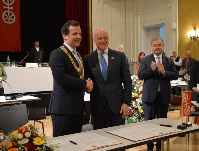 Bürgermeister der Mainzer Partnerstadt Odessa abgesetzt: Ukrainischer Präsident Selenskyi entzieht Truchanow die Staatsbürgerschaft