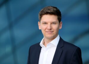 Die Mainzer FDP schickt Gregor Merkel ins Rennen um das Amt des Finanzdezernenten und Bürgermeister von Mainz. - Foto: FDP Mainz