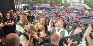 Mainzer Johannisnacht 2025 feiert 625 Jahre Johannes Gutenberg mit Gautschen, Genuss und Büchermarkt – Luther als erster Influencer