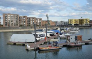 Die Steganlage der Marina im Mainzer Zollhafen wurde für rund 1,4 Millionen Euro zeitgleich mit den der Firma selbst verkauft. - Foto: gik