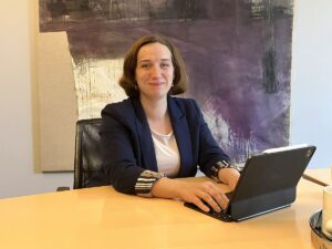 Seit inzwischen rund vier Monaten im Amt: Sozialdezernentin Jana Schmöller (SPD) im Mainz&-Interview. - Foto: gik