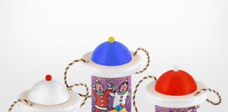 Mainzer Zugplakettcher 2026: Hommage an 100 Jahre Mainzer Hofsänger – Weinprobierglas aus Plastik zum Umhängen