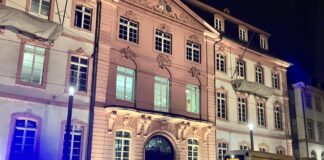 Wohnungsbrand in der Mainzer Gaustraße: Feuerwehreinsatz stoppt Straßenbahnverkehr