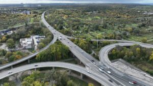 Blick auf die Anschlussstelle Mainz-Mombach von oben. - Foto: Autobahn Gmbh
