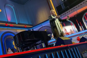 Herrliche Nummer: "Ignaz" Markus Schönberg und das zerrupfte Mainzer Marktfrühstück. - Foto: gik 