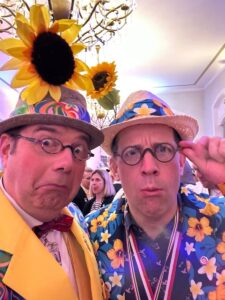 Original und Fälschung: Jürgen Wiesmann, der "Echte Ernst Lustig" links und der Mainzer OB Nino Haase rechts. - Foto: Stadt Mainz