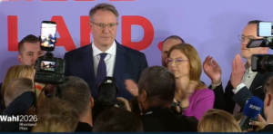 Auftritt Alexander Schweitzer vor der SPD-Fraktion am Abend. - Screenshot: gik