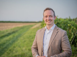 Johannes Schäfer tritt zum ersten Mal als Direktkandidat für die CDU im Wahlkreis Mainz III an - er ist der Sohn der ehemaligen Landrätin Dorothea Schäfer. - Foto: Blitzmichel Photography 