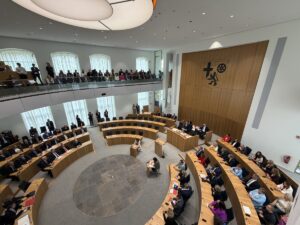 Der rheinland-pfälzische Landtag trat am Montag zu seiner konstituierenden Sitzung für die 19. Legislaturperiode zusammen. - Foto: gik