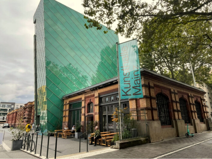 Zukunft der Kunsthalle Mainz weiter in den Sternen – Kulturdezernent Delbasteh: Runder Tisch soll Klarheit über Finanzierung schaffen