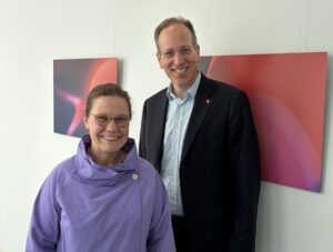 Ludwig Holle soll nun im Dezember hauptamtlicher Dezernent für Bauen und Wirtschaft werden, Claudia Siebner (beide CDU) ehrenamtliche Dezernentin für Historisches Erbe. – Foto: gik