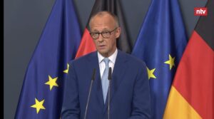 Bundeskanzler Friedrich Merz (CDU) wandte sich am Wahlabend mit einer Art Ruckrede an die Nation. - Screenshot: gik